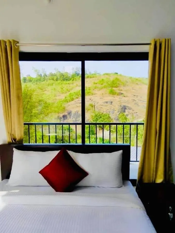 Mist Woods Vagamon Hotel Resort